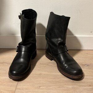$450 Frye Women's Black Leather Round Toe Mid-Calf Riding Boots Size 7